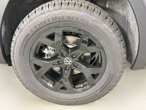New 2026 Volkswagen Atlas Peak Edition AWD/4WD image 35