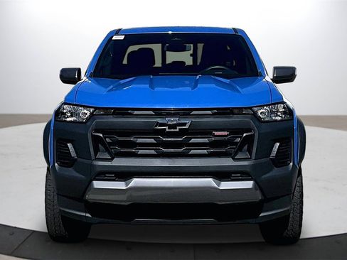 Used 2025 Chevrolet Colorado Trail Boss image 3