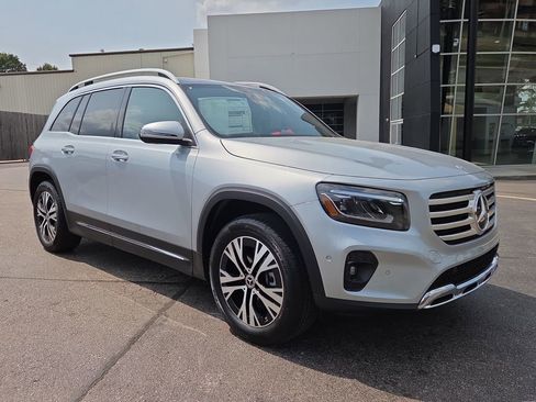 New 2026 Mercedes-Benz GLB 250 GLB 250 image 7