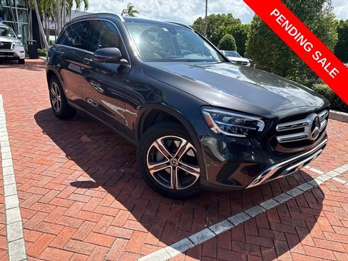 Used 2021 Mercedes-Benz GLC 300 image 1