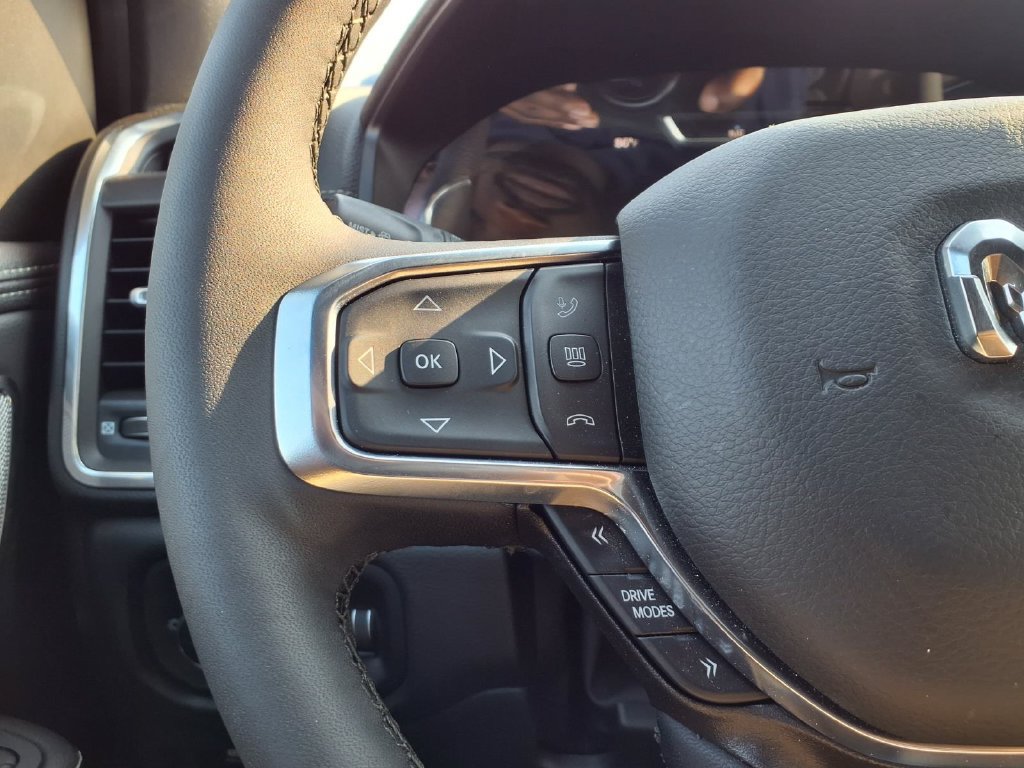 Used 2026 RAM 1500 Laramie AWD/4WD image 11