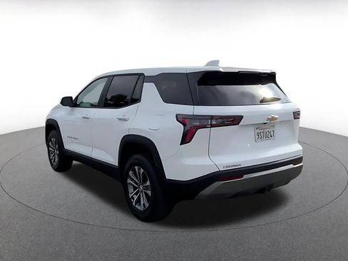 Used 2025 Chevrolet Equinox LT image 11