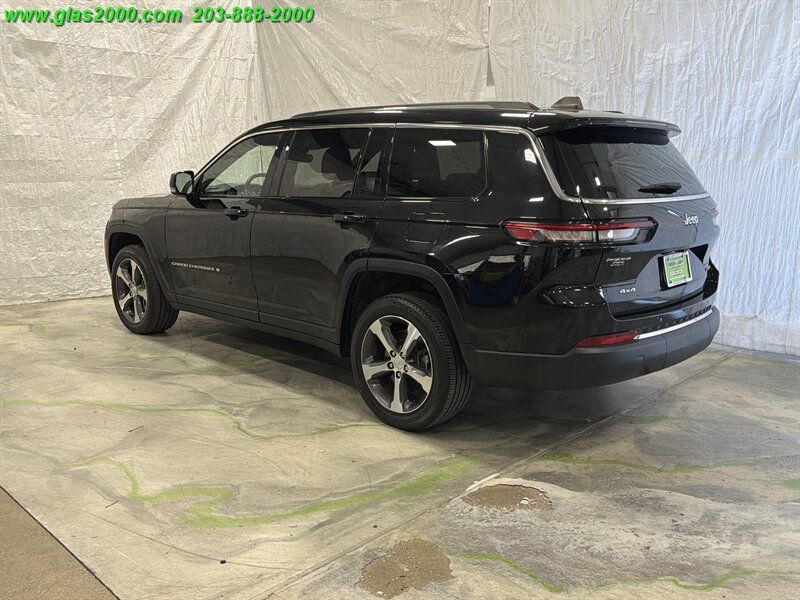Used 2023 Jeep Grand Cherokee L Limited AWD/4WD image 7