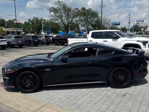 Used 2019 Ford Mustang GT w/ GT Performance Package RWD image 13
