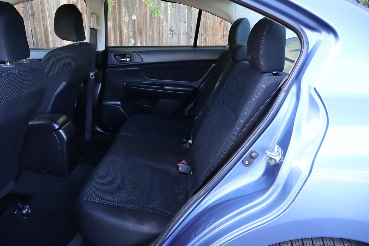 Used 2014 Subaru Impreza 2.0i Premium w/ All-Weather Package w/CVT AWD/4WD image 20