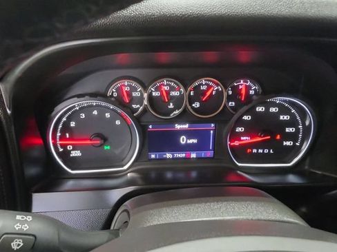 Used 2021 Chevrolet Silverado 1500 LT Trail Boss w/ Bed Protection Package AWD/4WD image 12