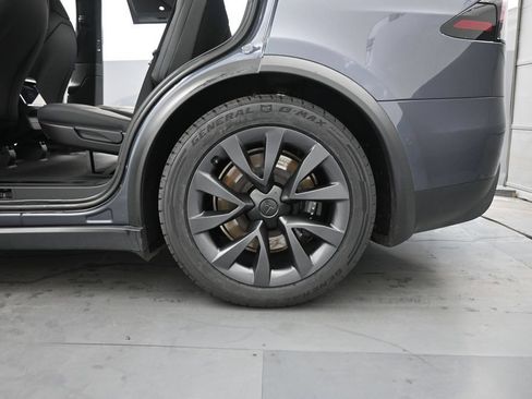 Used 2023 Tesla Model X AWD/4WD image 14