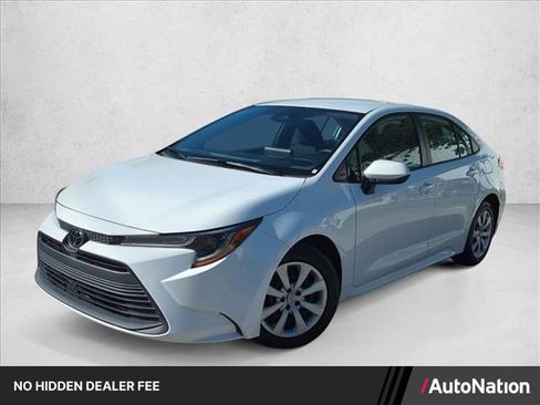 Certified 2023 Toyota Corolla LE FWD image 1