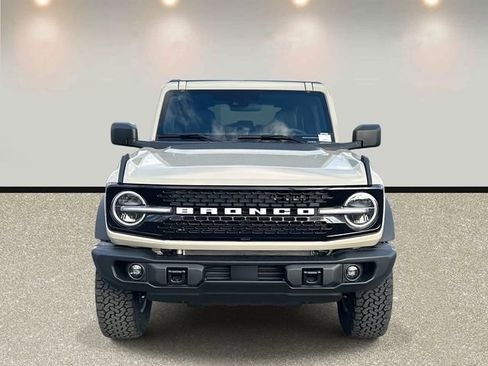 New 2025 Ford Bronco Badlands AWD/4WD image 2