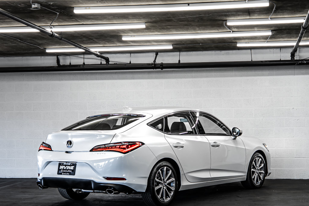 New 2026 Acura Integra FWD image 5