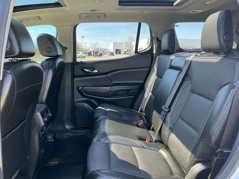 Used 2019 GMC Acadia SLT w/ Black Edition FWD image 33