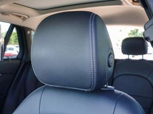 Certified 2022 Mercedes-Benz GLC 300 image 25