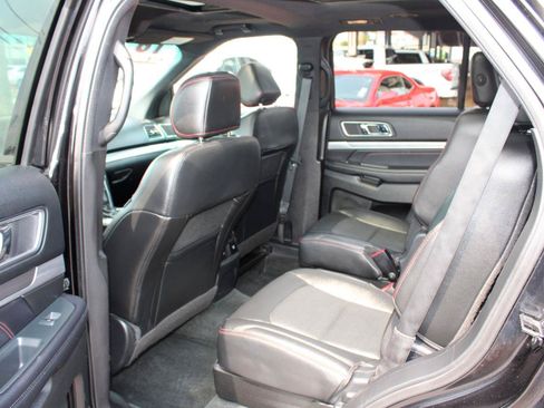 Used 2016 Ford Explorer Sport w/ Equipment Group 401A AWD/4WD image 12