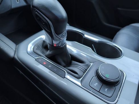 Used 2022 Chevrolet Blazer LT FWD image 23