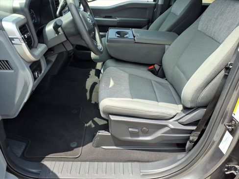 Used 2025 Ford F250 XLT AWD/4WD image 12