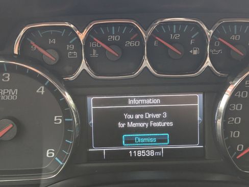 Used 2017 GMC Yukon SLT w/ Open Road Package RWD image 21
