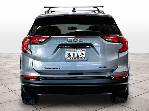 Used 2021 GMC Terrain SLT w/ Infotainment Package II image 6