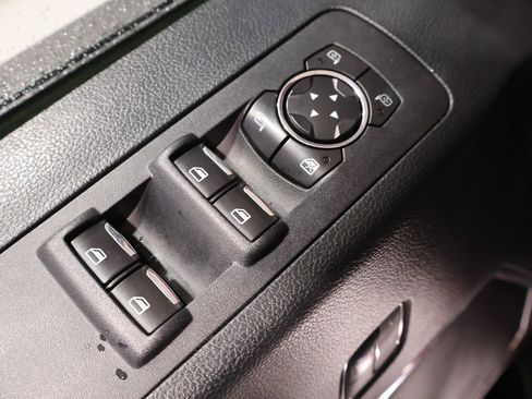 Used 2016 Ford F150 Lariat image 17