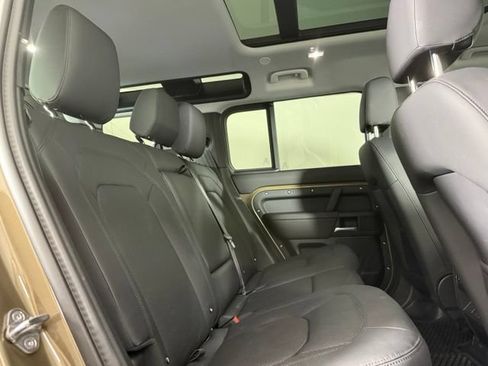 Certified 2025 Land Rover Defender 110 S AWD/4WD image 29
