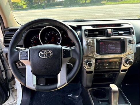 Used 2013 Toyota 4Runner Limited image 13