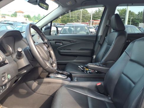 Used 2019 Honda Pilot Touring image 21