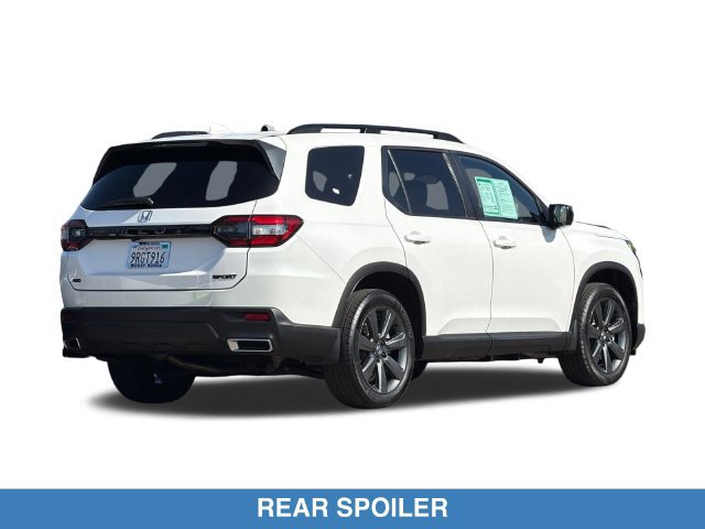 Certified 2025 Honda Pilot Sport image 6