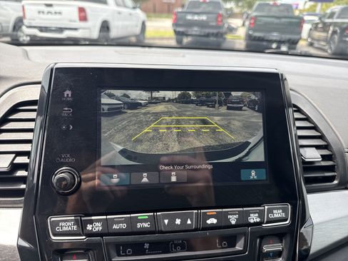 Used 2023 Honda Odyssey EX-L image 19