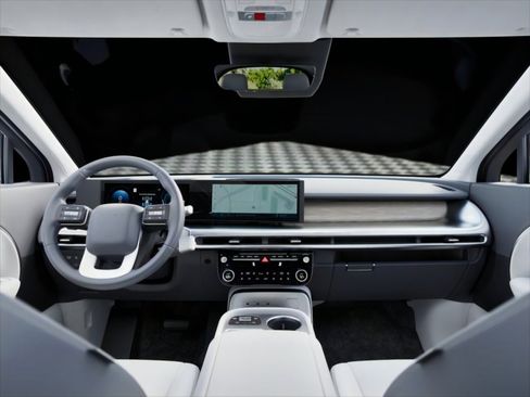 New 2026 Hyundai Ioniq 9 SEL image 11