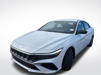 Used 2025 Hyundai Elantra SEL