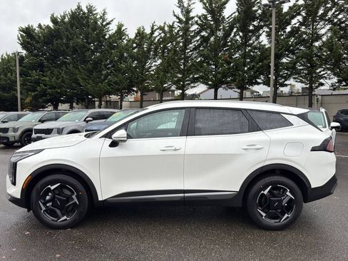 Certified 2026 Kia Sportage EX AWD/4WD image 5
