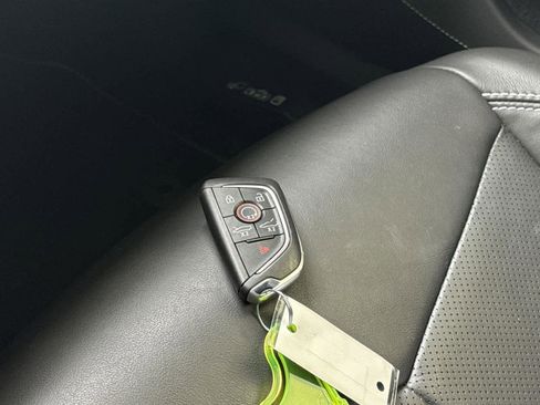 Used 2024 Chevrolet Corvette Stingray Coupe w/ 1LT image 30