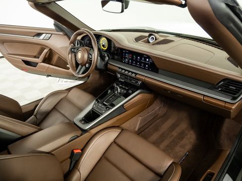 Certified 2024 Porsche 911 Targa 4S image 22