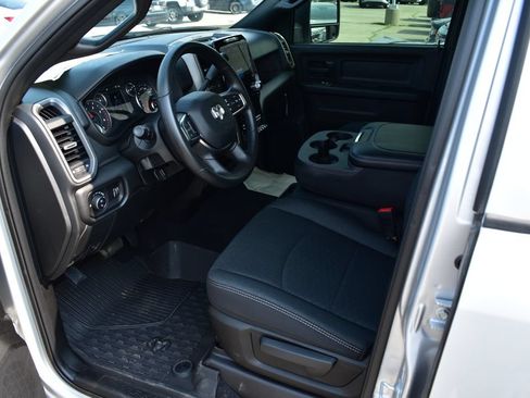New 2026 RAM 2500 Tradesman AWD/4WD image 22