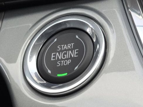 Certified 2025 Chevrolet Trax LT w/ Driver Confidence Package image 34