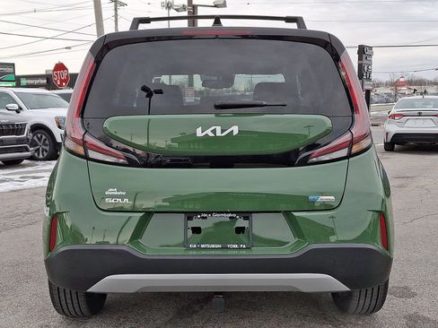 Used 2023 Kia Soul EX image 5