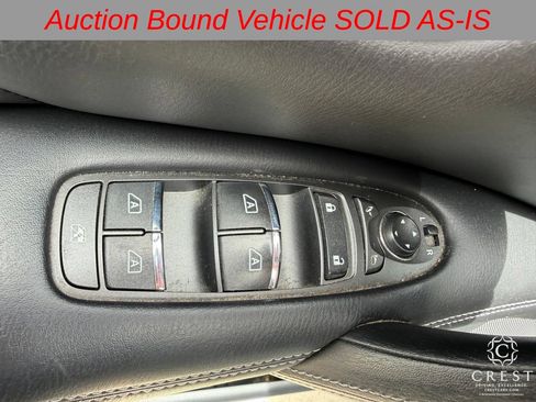 Used 2015 INFINITI QX80 4WD w/ Deluxe Technology Package image 11