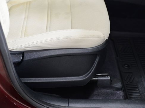 Used 2017 Kia Sorento LX image 10