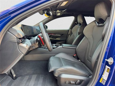 Used 2025 BMW M5 w/ Carbon Package image 10