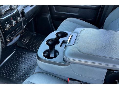 Used 2016 RAM 1500 ST w/ SXT Appearance Group image 18