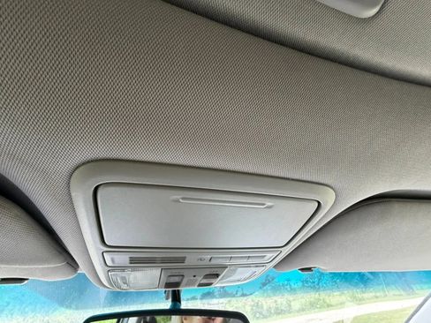 Used 2012 Honda Odyssey EX-L image 27