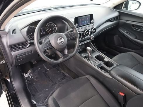 Used 2024 Nissan Sentra S FWD image 11