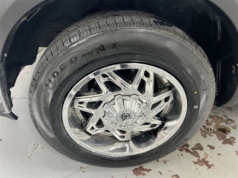 Used 2010 Dodge Ram 1500 Truck ST w/ SXT Appearance Group image 24