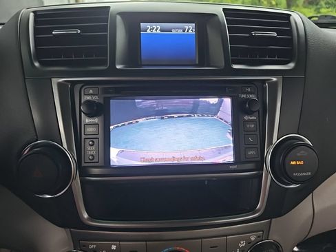 Used 2013 Toyota Highlander 4WD Hybrid image 25