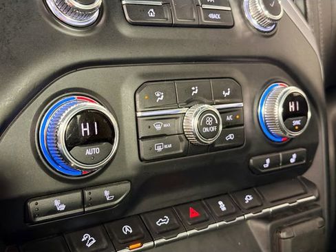 Used 2020 GMC Sierra 1500 Elevation image 15
