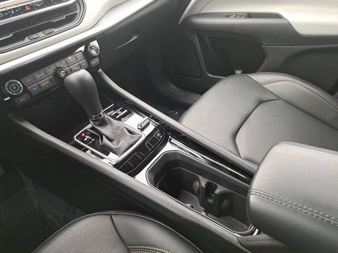 Certified 2024 Jeep Compass Limited AWD/4WD image 24