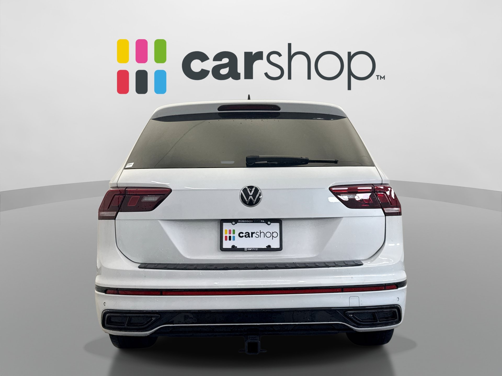 Used 2024 Volkswagen Tiguan SE R-Line AWD/4WD image 4