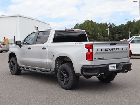 Used 2020 Chevrolet Silverado 1500 LT Trail Boss AWD/4WD image 7
