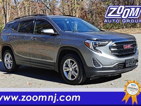 Used 2018 GMC Terrain SLE w/ Driver Convenience Package image 1