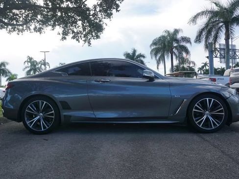 Used 2017 INFINITI Q60 3.0t w/ Cargo Package RWD image 23