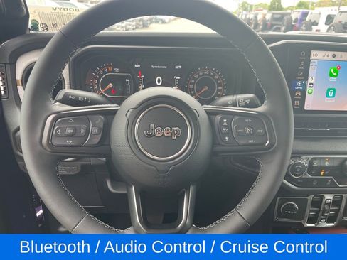 New 2026 Jeep Gladiator Sport AWD/4WD image 18